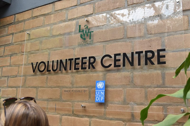 Lilongwe-Wildlife-Centre-volunteer-centre.jpg